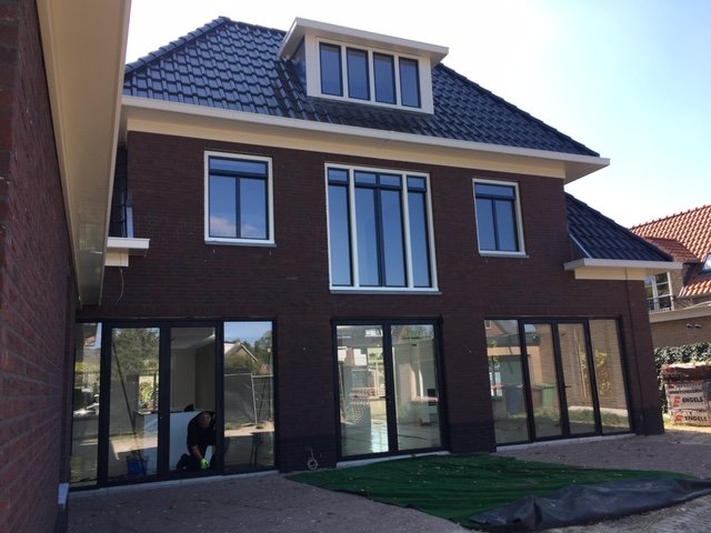 Prachtige nieuwbouw woning voorzien van Knipping kozijnen en deuren te Soest!