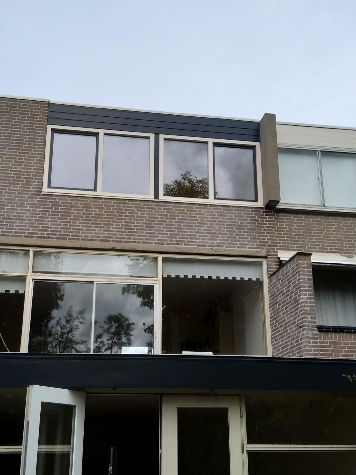 Kunststof kozijnen en deuren in de wijk Couwenhoven te Zeist!