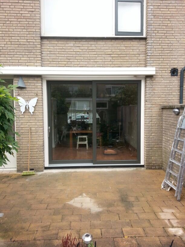 Twee delige Knipping hefschuifpui gemonteerd te Vleuten.