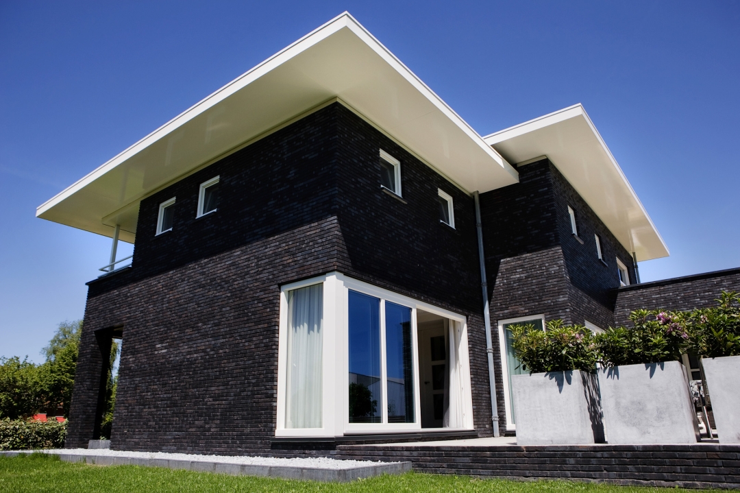 strakke schuifpui met complete woning